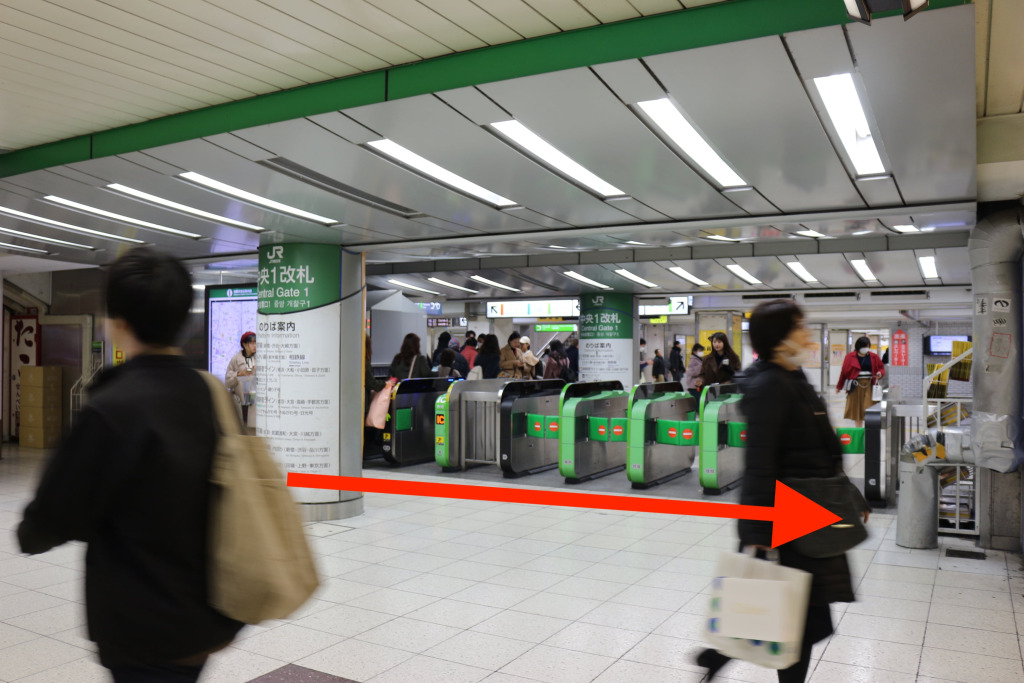 池袋で就活 転職の証明写真の撮影におすすめの１万円以内で撮れる口コミ評価no1写真館スタジオインディ池袋店