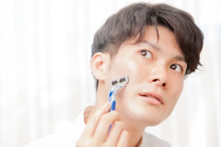 男子就活生必見!就活の証明写真で「髭」が写ってもいい?隠す方法も紹介1