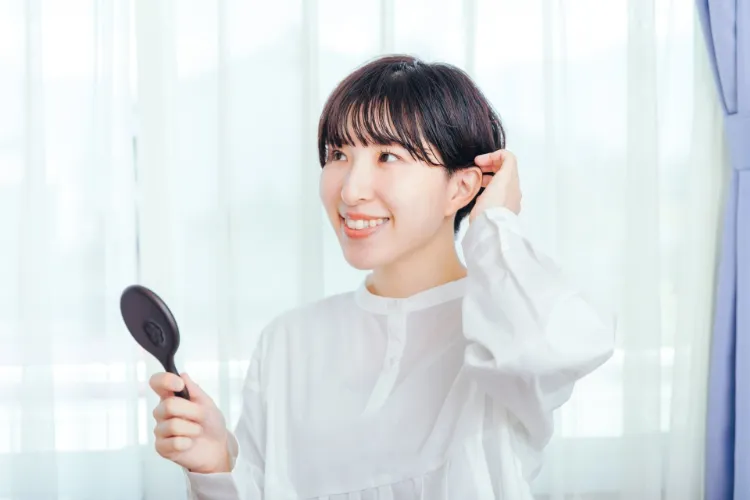 ベリーショート女子必見!就活の証明写真に適した髪型やセット方法を紹介7