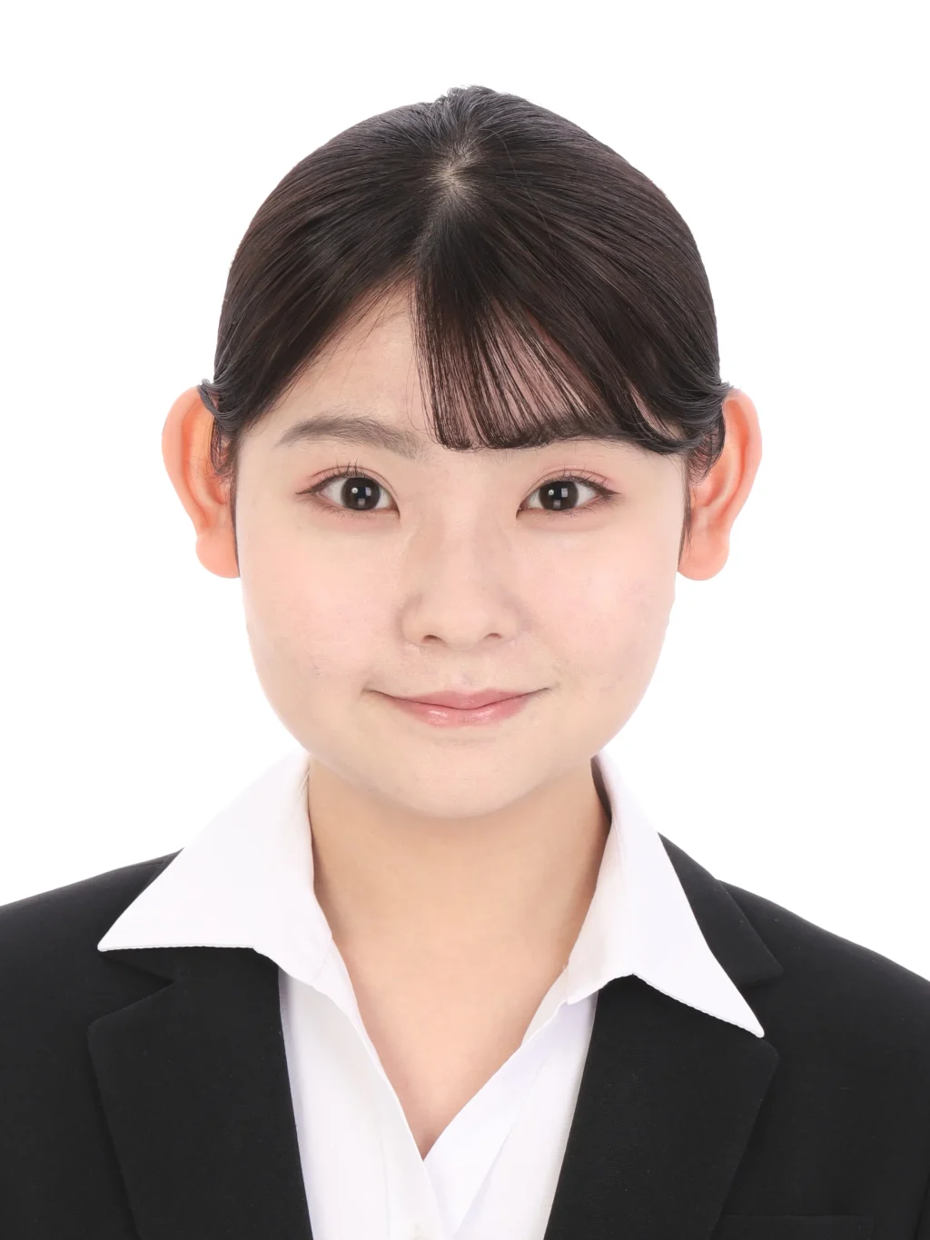 女子就活生の証明写真のビフォー