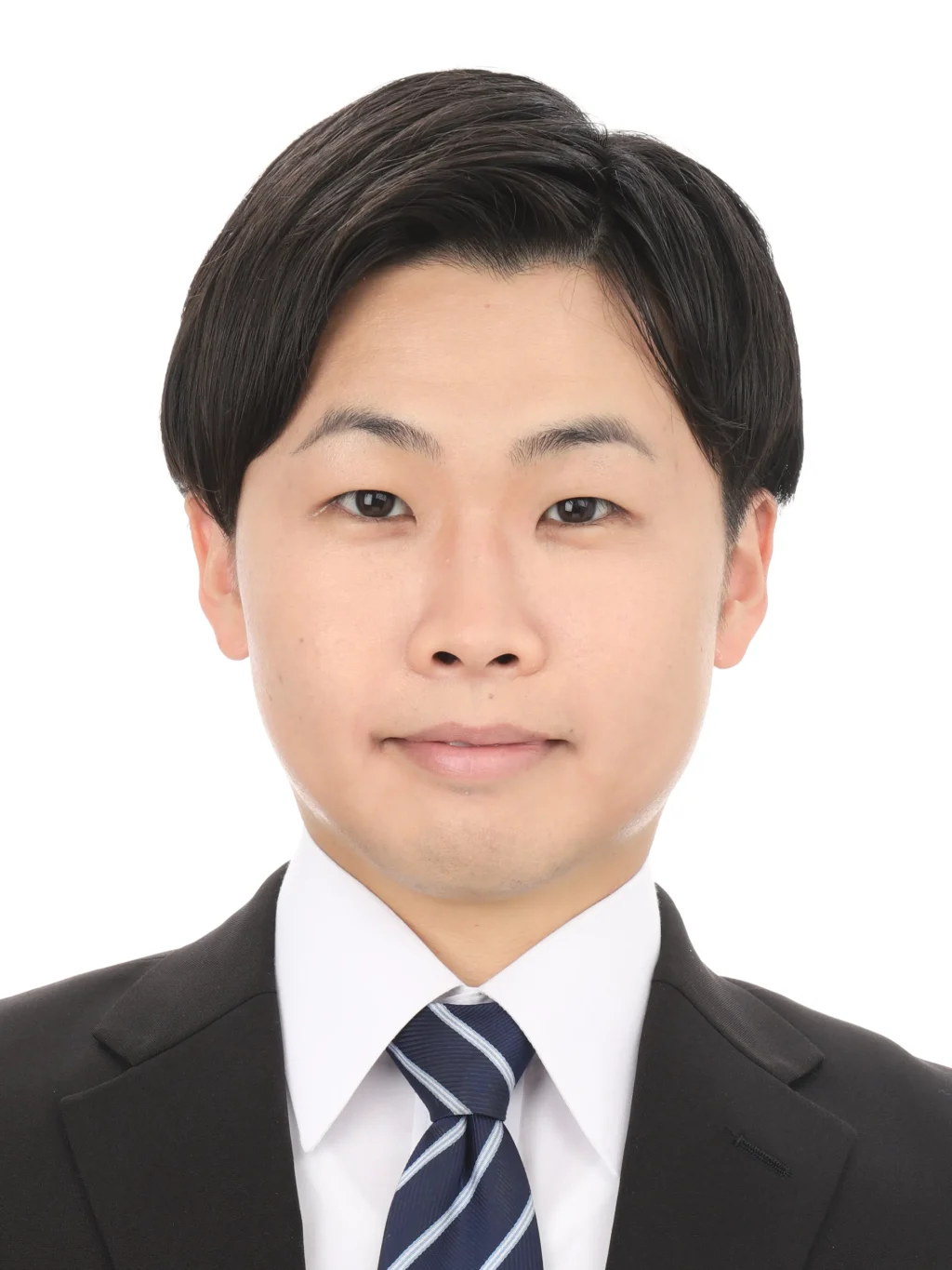 女子就活生の証明写真のビフォー