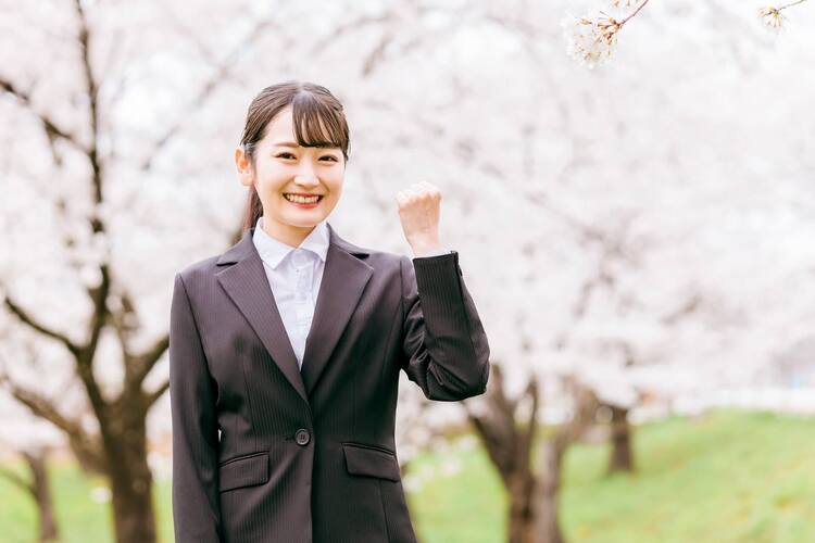 5分でわかる!インターン写真で好印象を与える「前髪」の特徴やセット例3