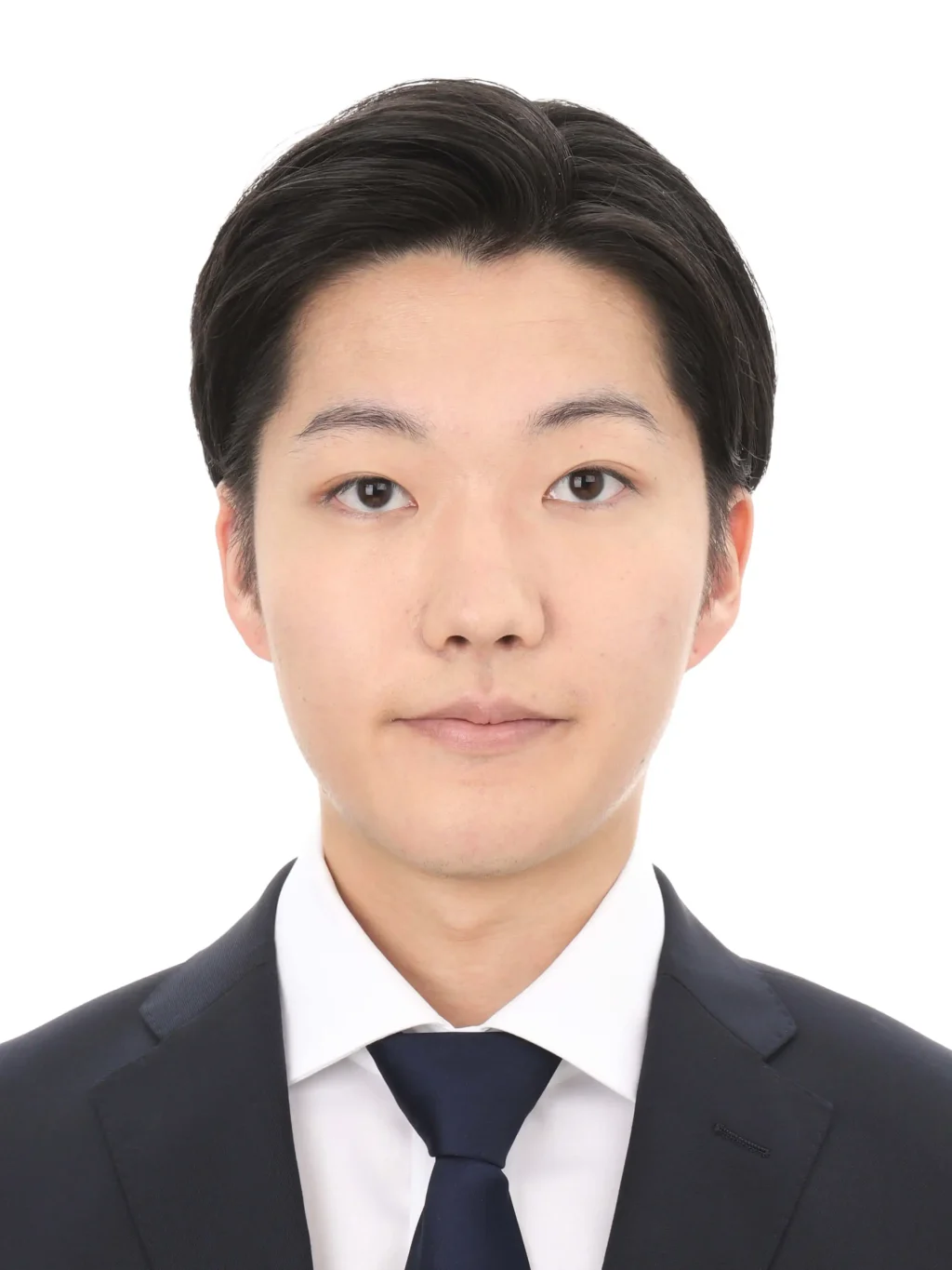 女子就活生の証明写真のビフォー