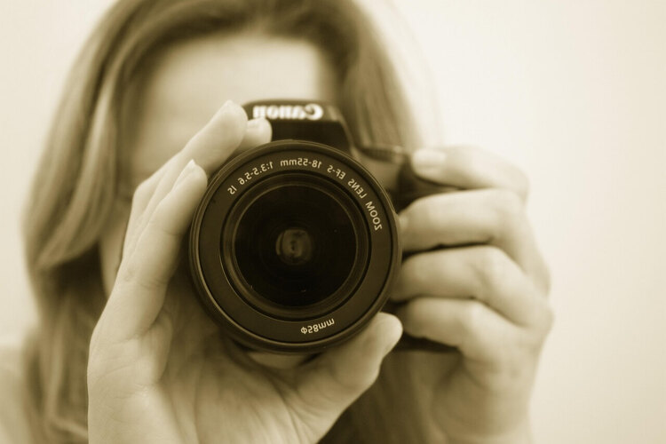 転職の証明写真で「髪を結ばない」のはアリ?与える印象や注意点も1
