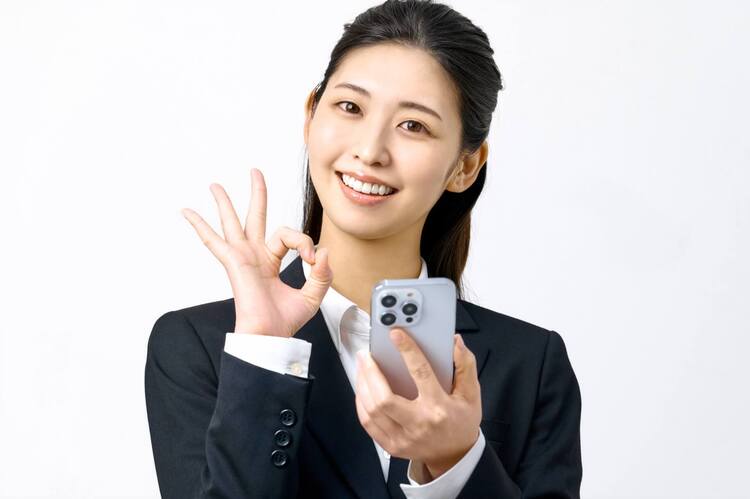 転職の証明写真で好印象を与える「前髪」を紹介|ぱっつんはあり?10