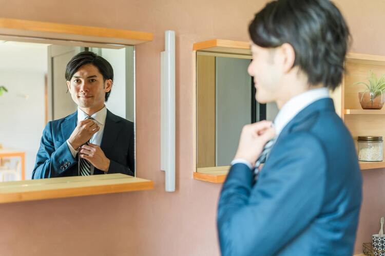 転職男性必見!証明写真で好印象を与える「服装」の選び方や着こなし3