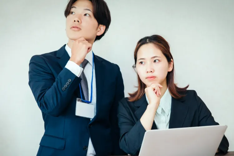 「証券」への転職で好印象を与える証明写真の撮り方|男女別で解説3