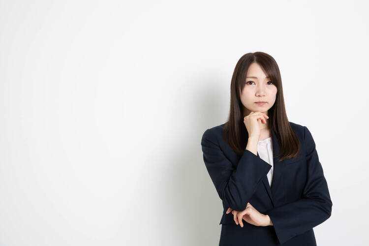 転職女性必見!証明写真で好印象を与える「服装」の選び方を解説4