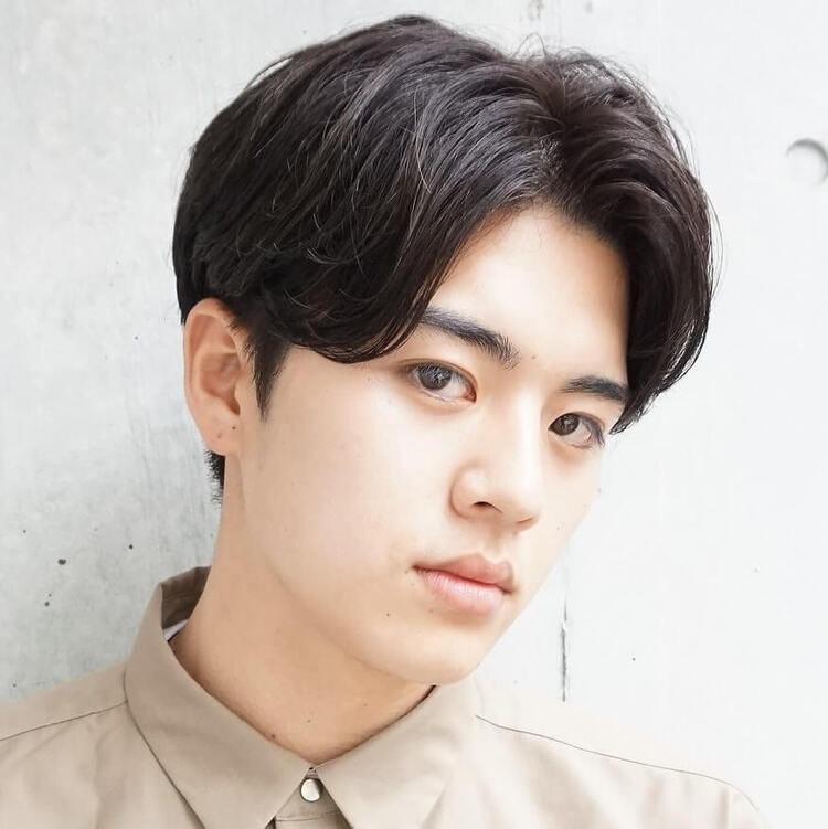 転職の証明写真で好印象を与える「前髪」を紹介|ぱっつんはあり?7